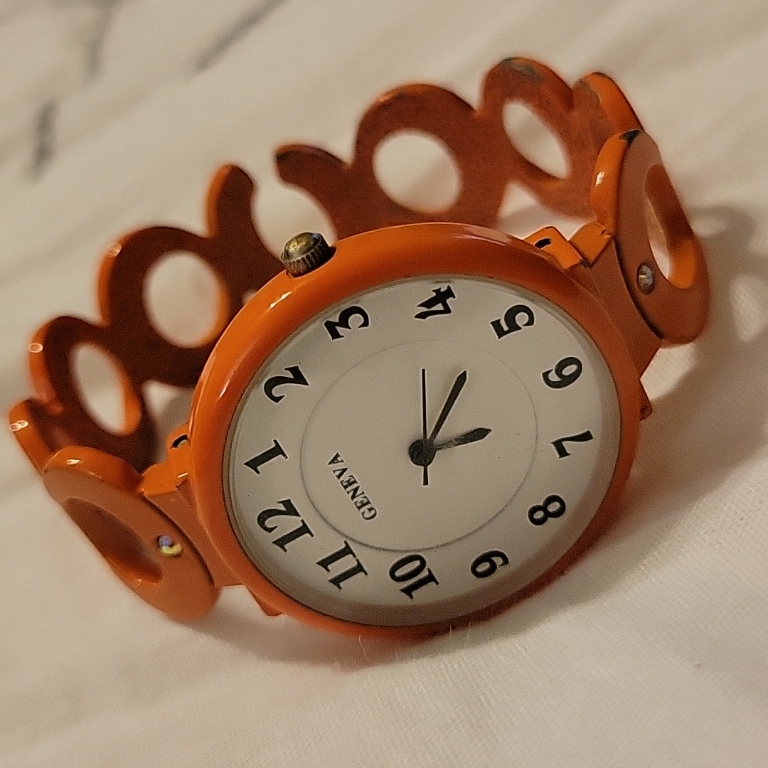 Rare Womens Orange Geneva Vintage Wrist Watch